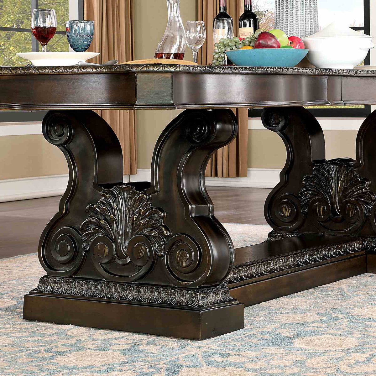 Lombardy Dining Table