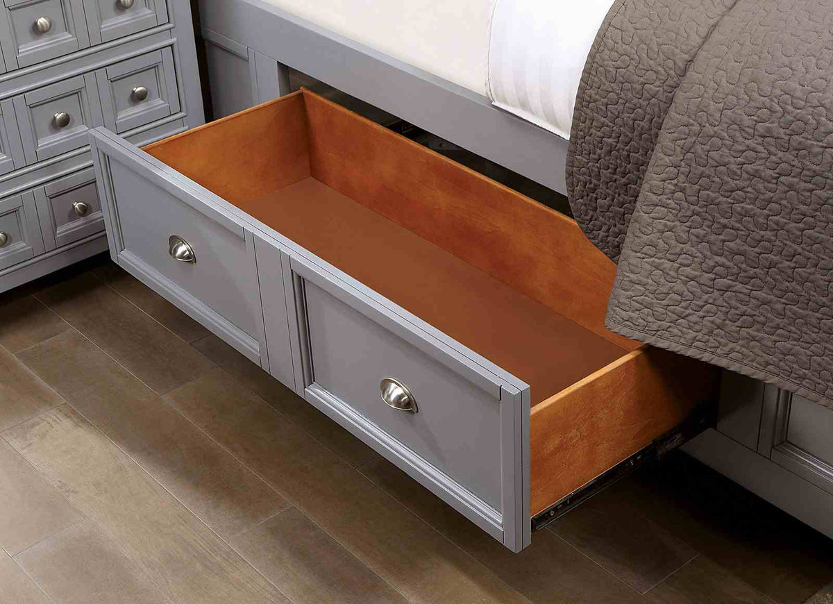Castlile Bedroom Set