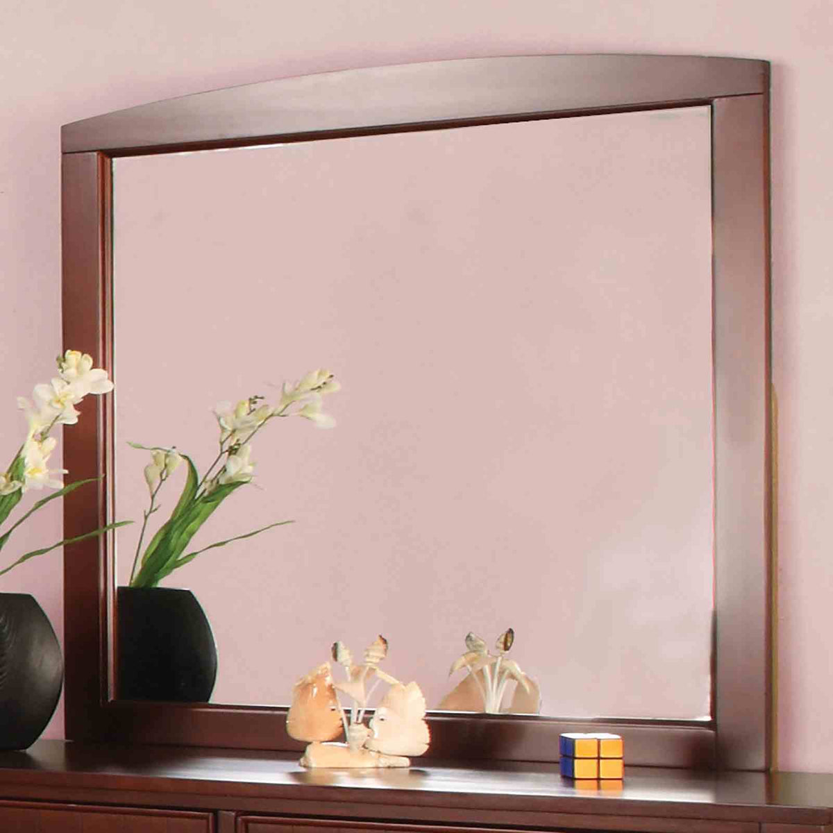 Omnus Dresser