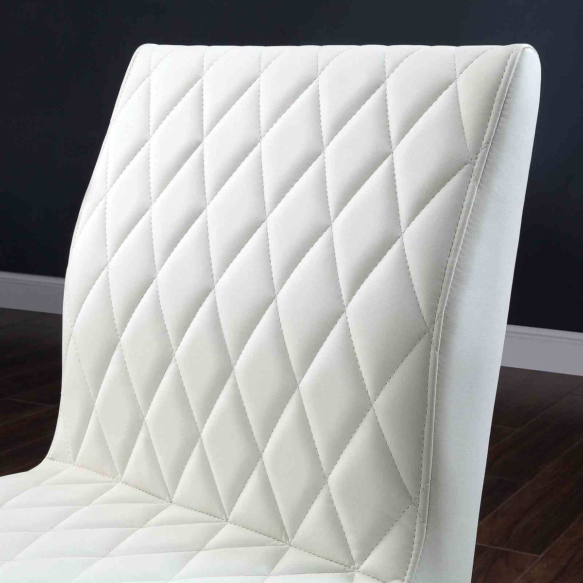 Alisha Chair