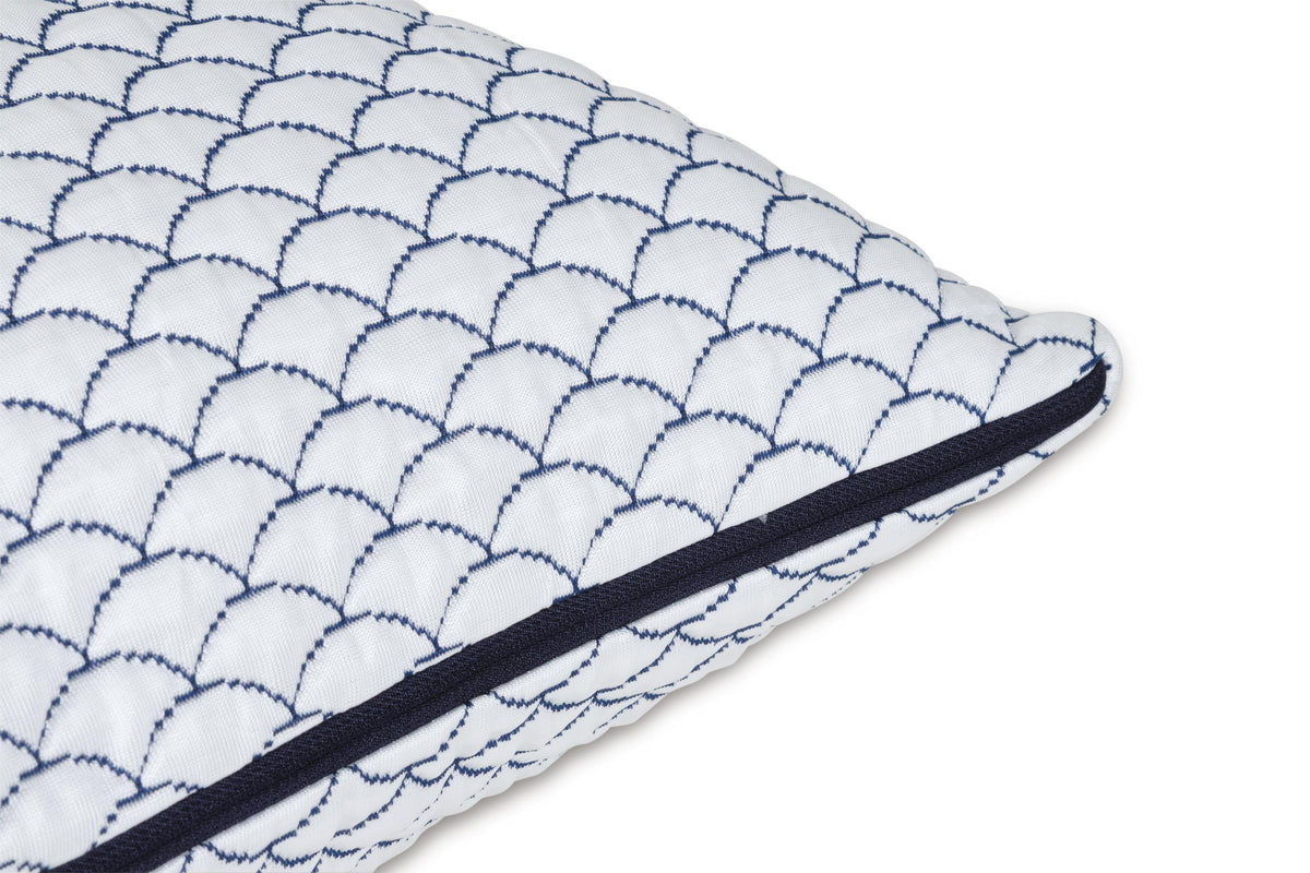 DreamCloudTM Classic Pillow (Set of 4)