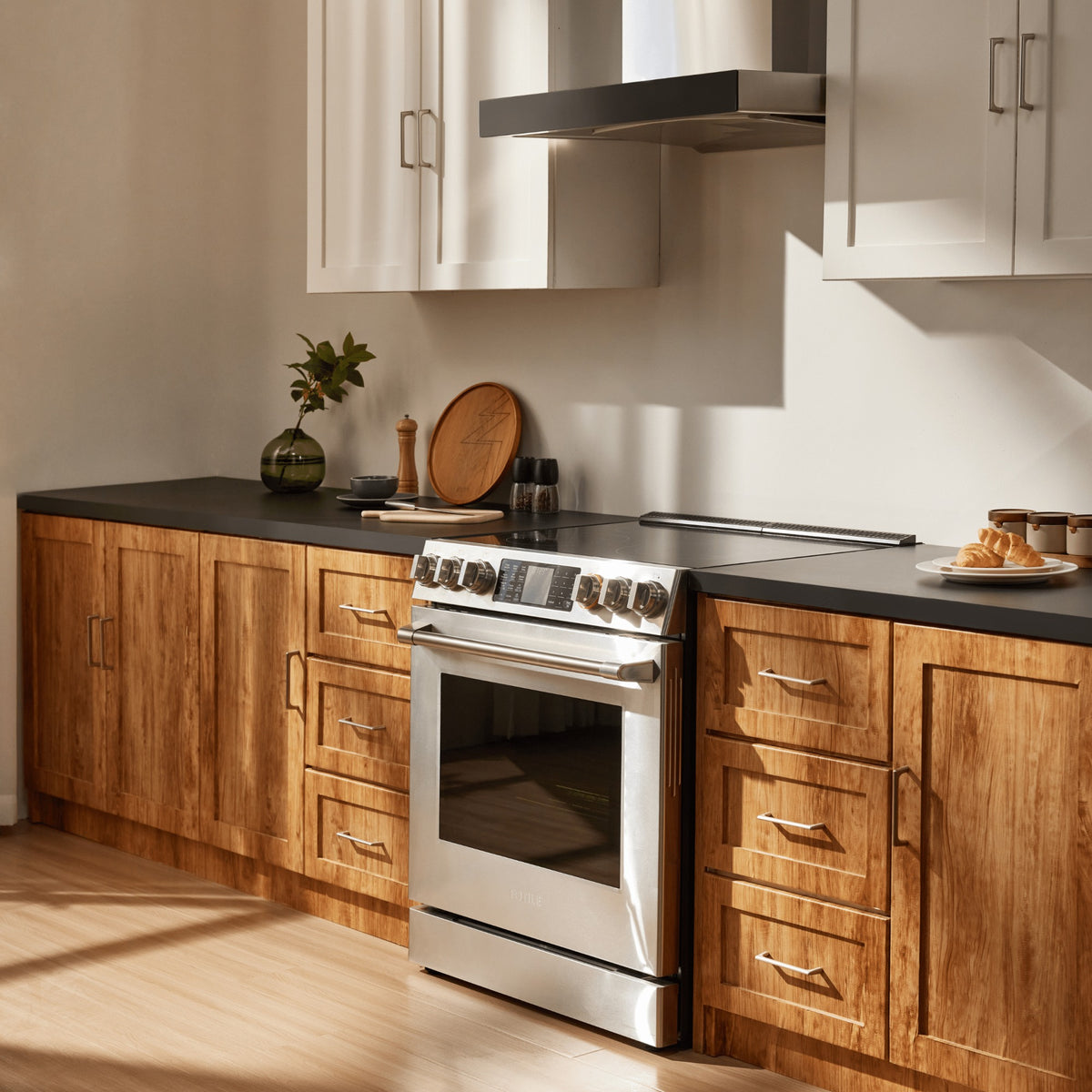 FOTILE FreshBake™ 30" Electric Range ∙ Model RES30552