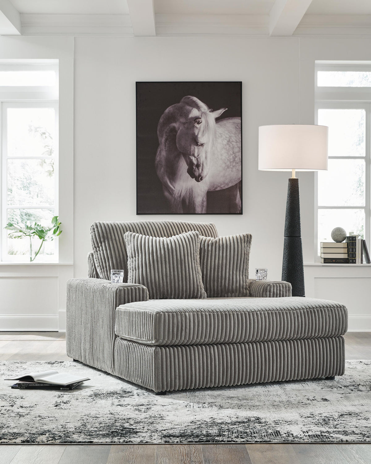 Lindyn Chaise