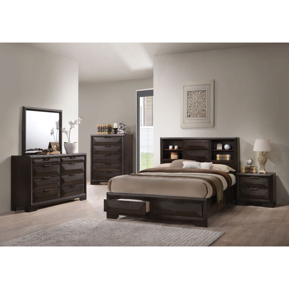 Merveille Eastern King Bed w/Storage
