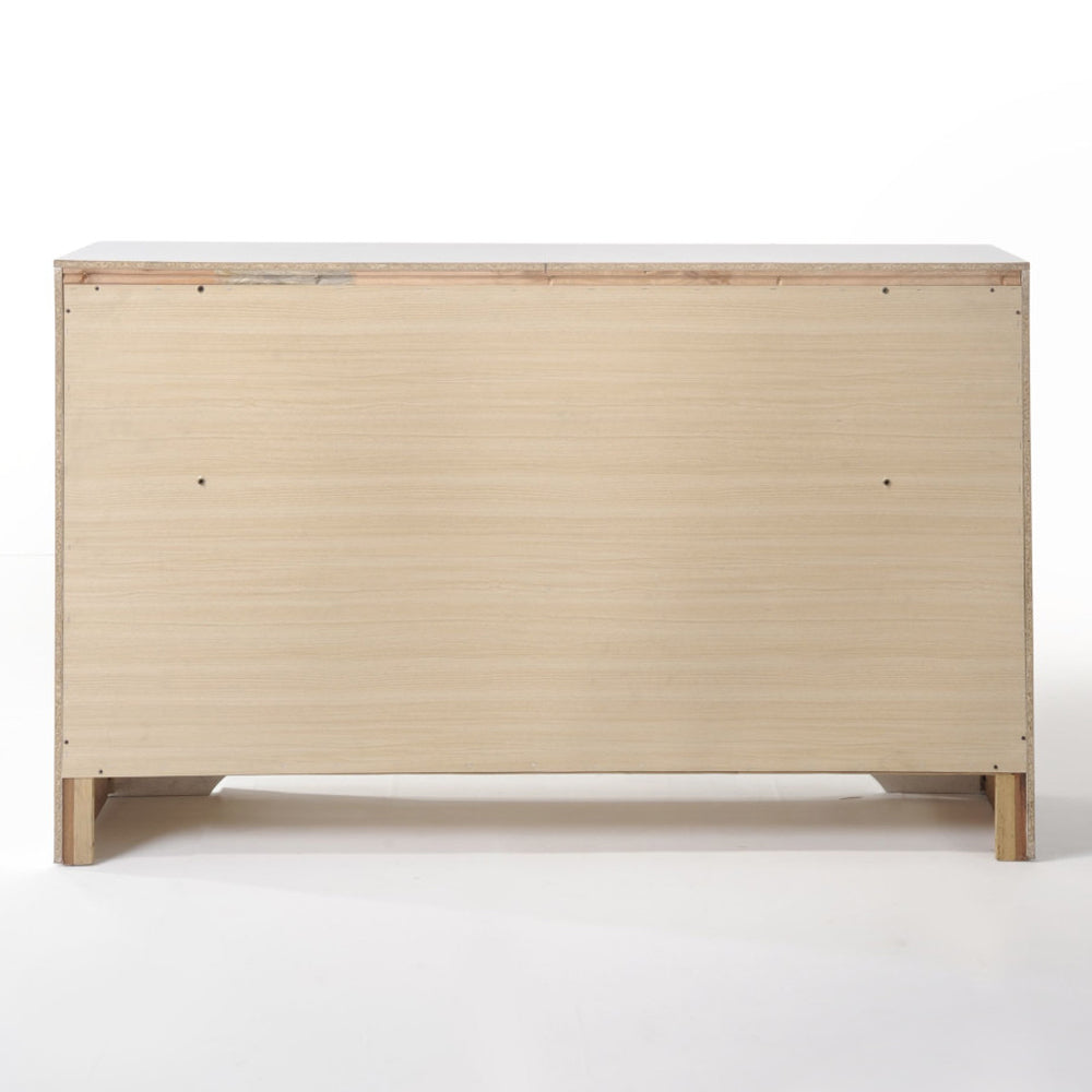 Naima Dresser