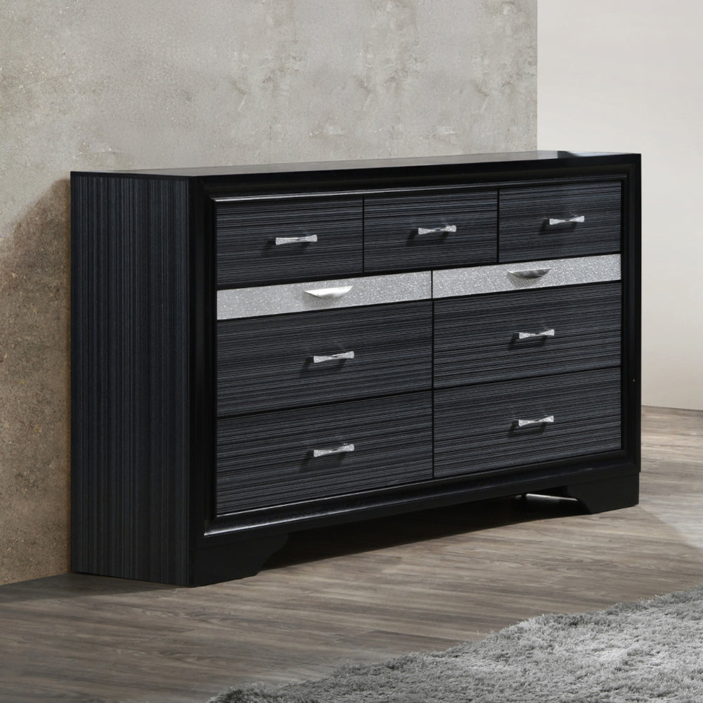 Naima Dresser