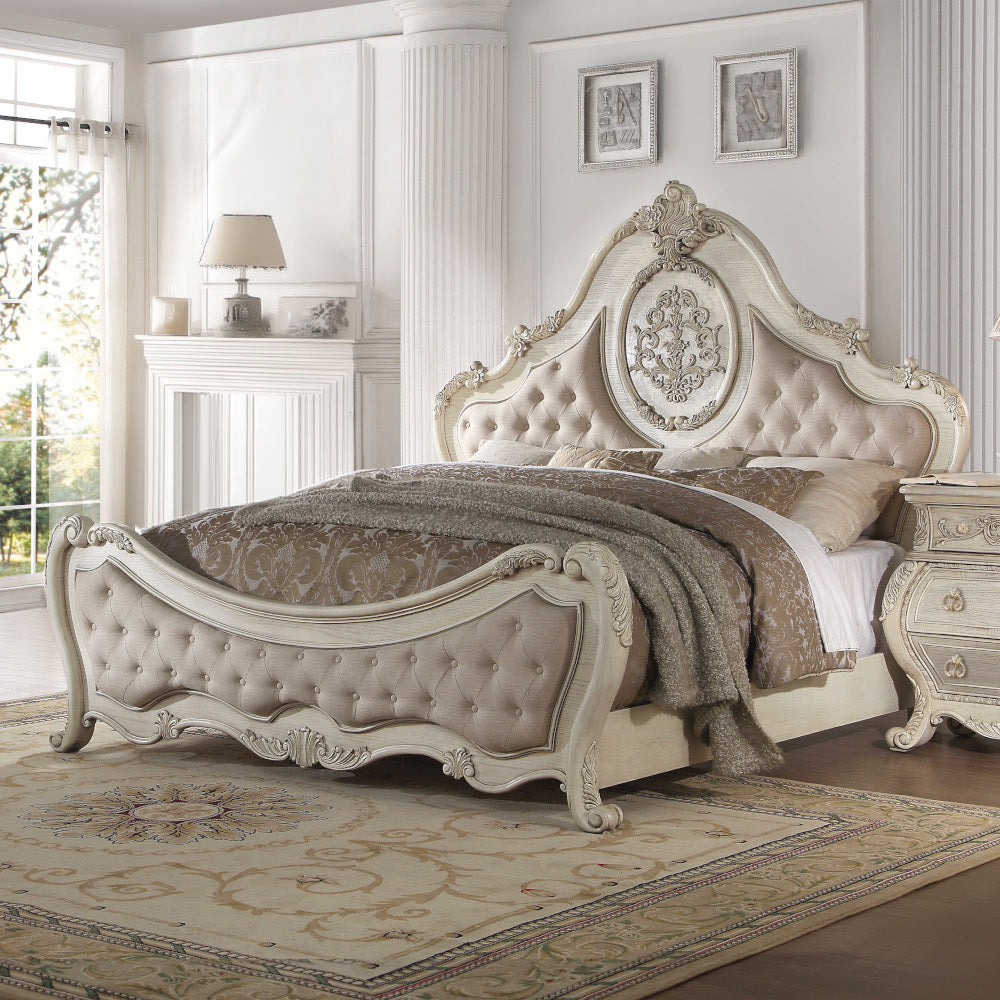 Ragenardus Queen Bed