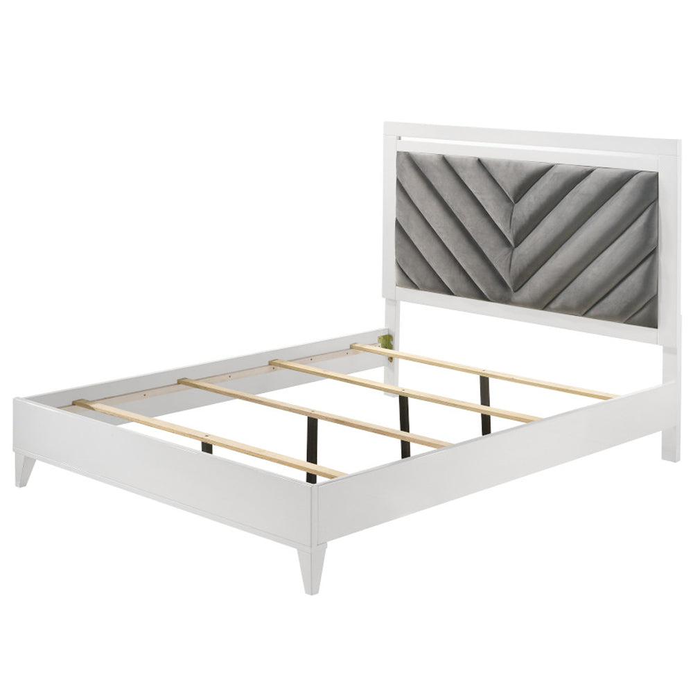 Chelsie Queen Bed