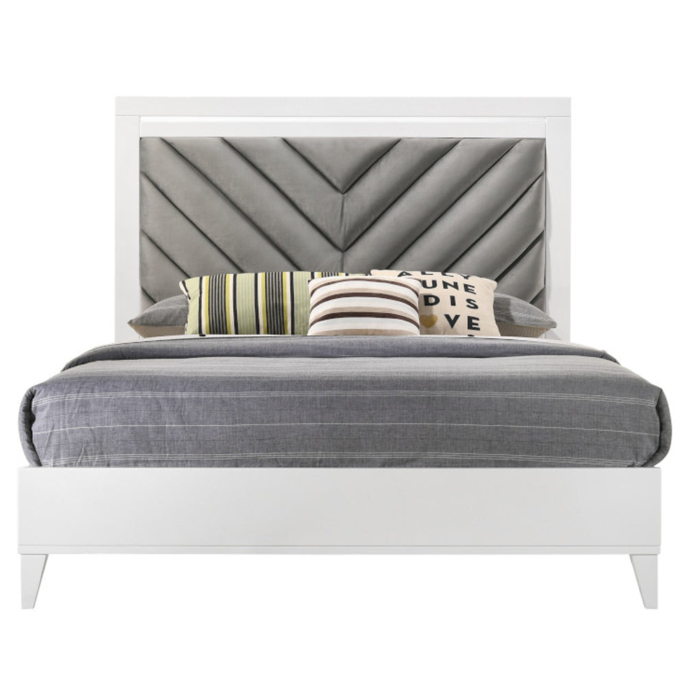 Chelsie Queen Bed