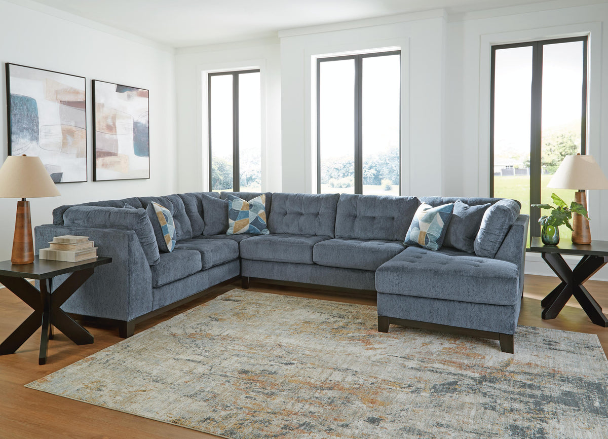 Maxon Place 3-Piece Sectional with Chaise