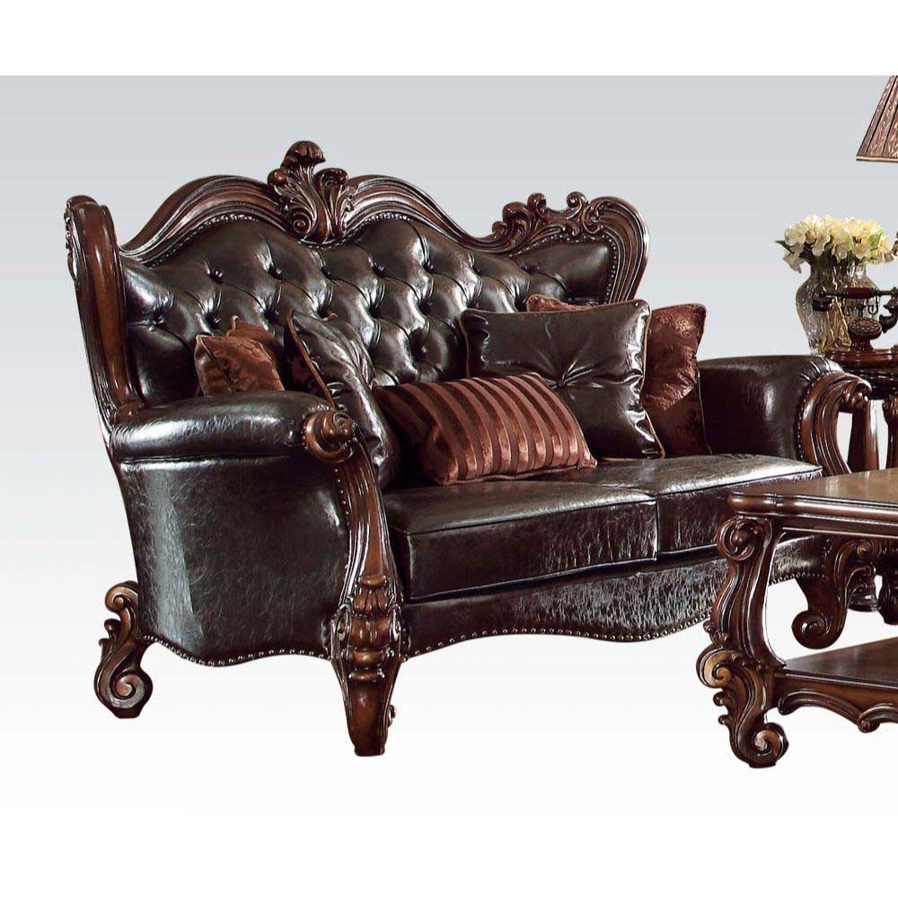 Versailles Loveseat w/5 Pillows