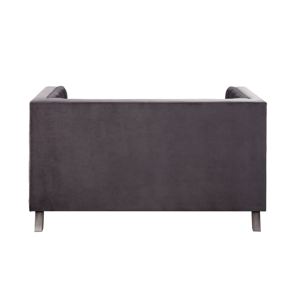 Hegio Loveseat w/2 Pillows