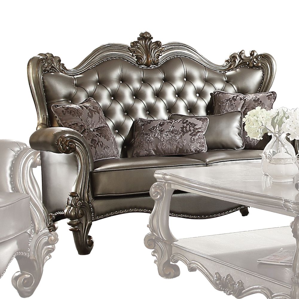 Versailles Loveseat w/4 Pillows