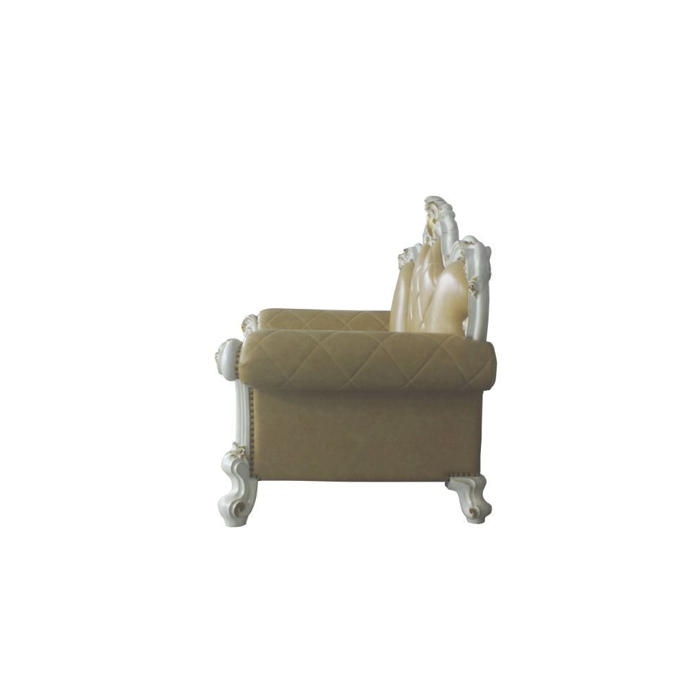 Picardy Loveseat w/3 Pillows