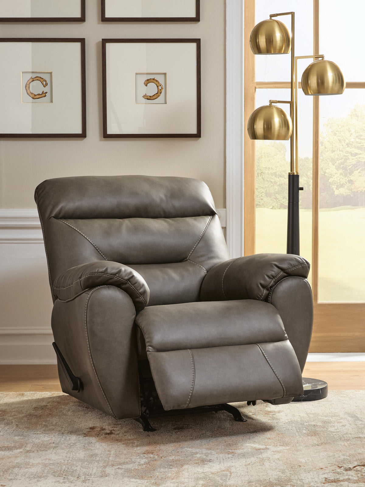 Elksworth Recliner