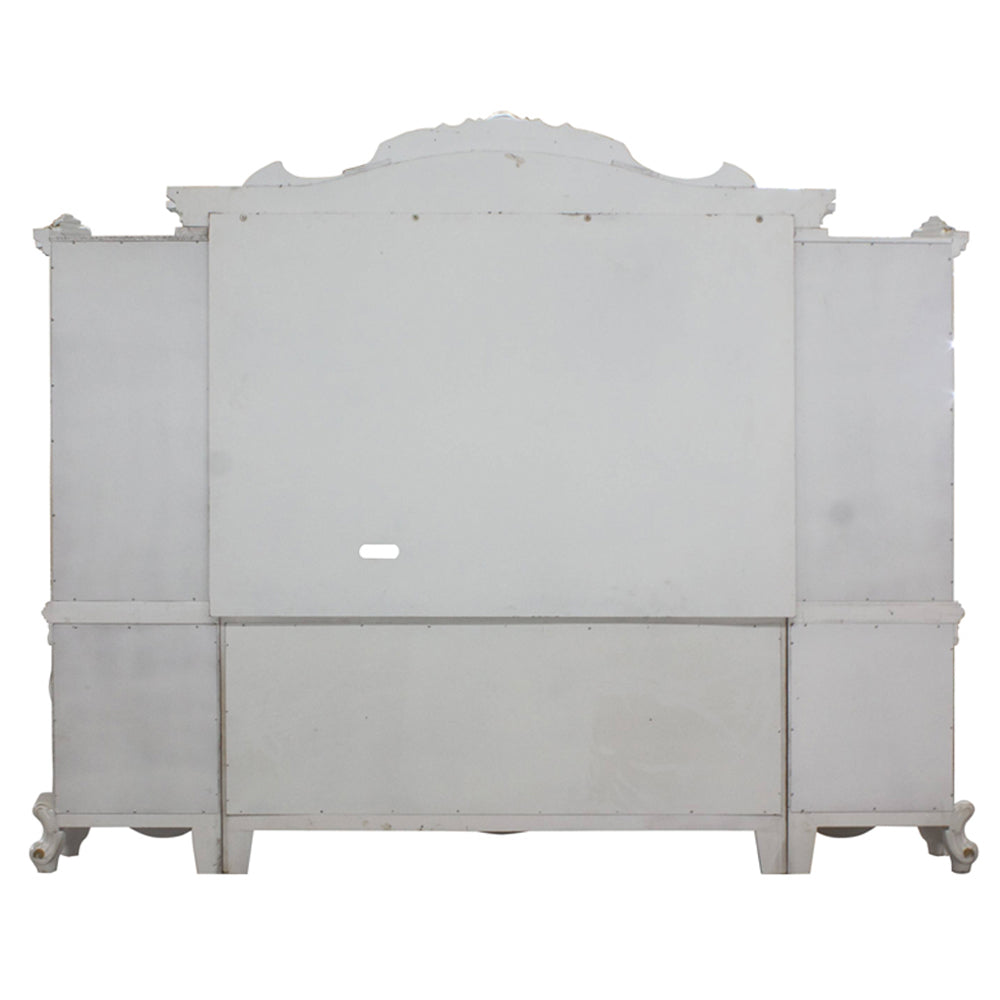 Picardy Entertainment Center
