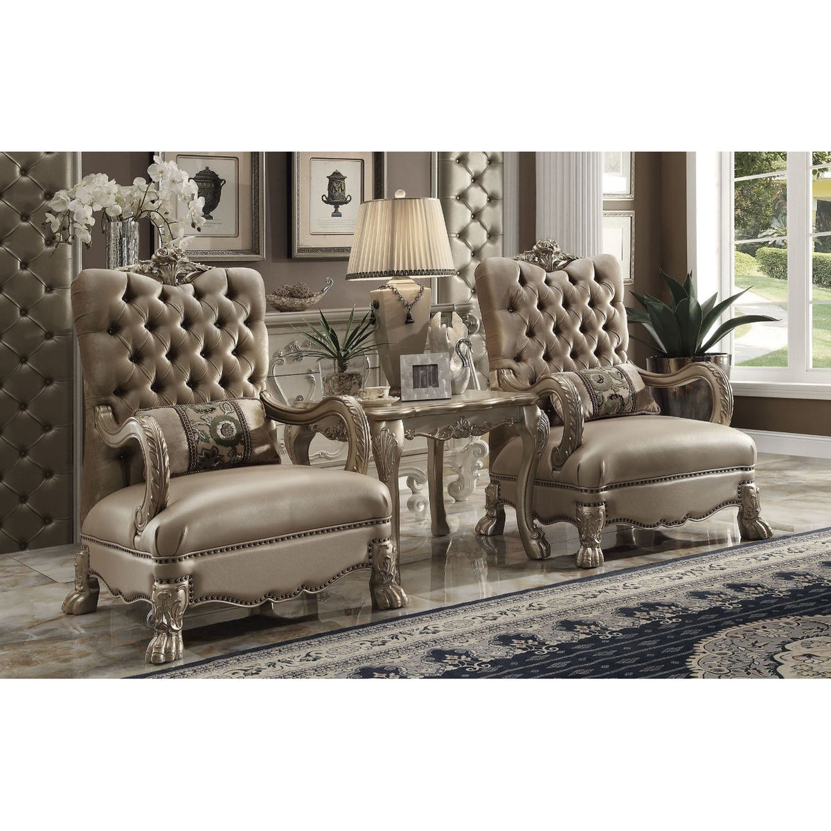 Dresden Chair w/Pillow