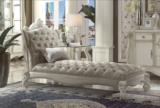 Versailles Chaise w/Pillow