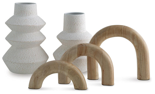 Maddwarth Accessory Set (Set of 5)