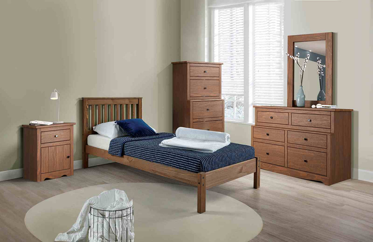 Creswell Bedroom Set