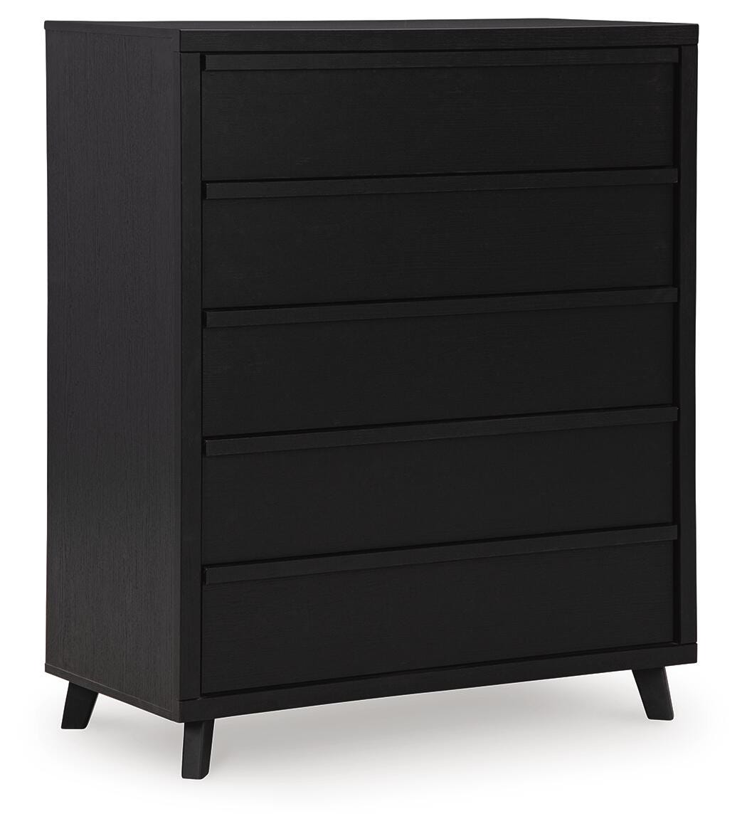 Danziar Queen Panel Bed, Chest and Nightstand