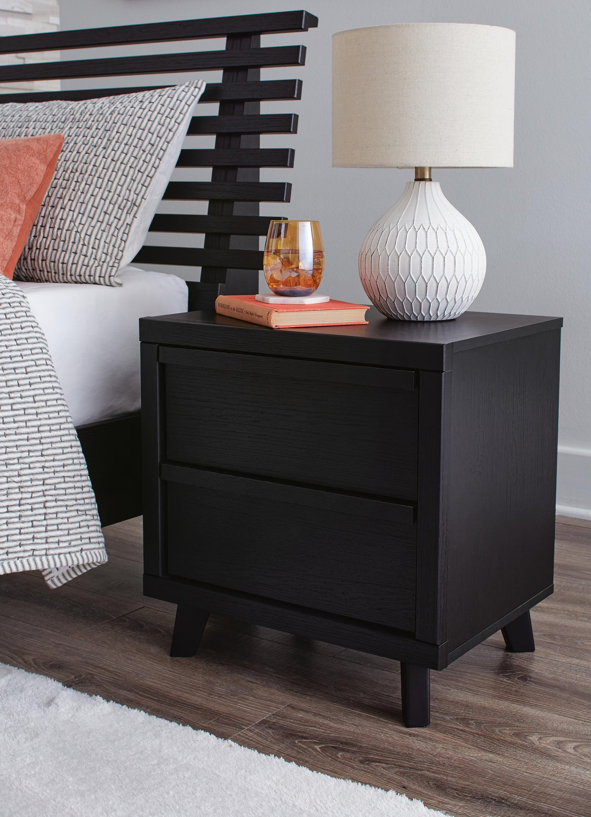 Danziar Queen Bed, Dresser, Mirror, Chest and Nightstand