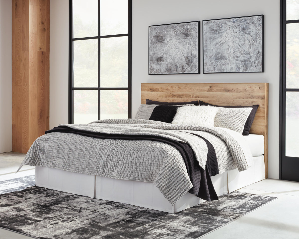 Hyanna King Panel Storage Bed with Dresser and Nightstand