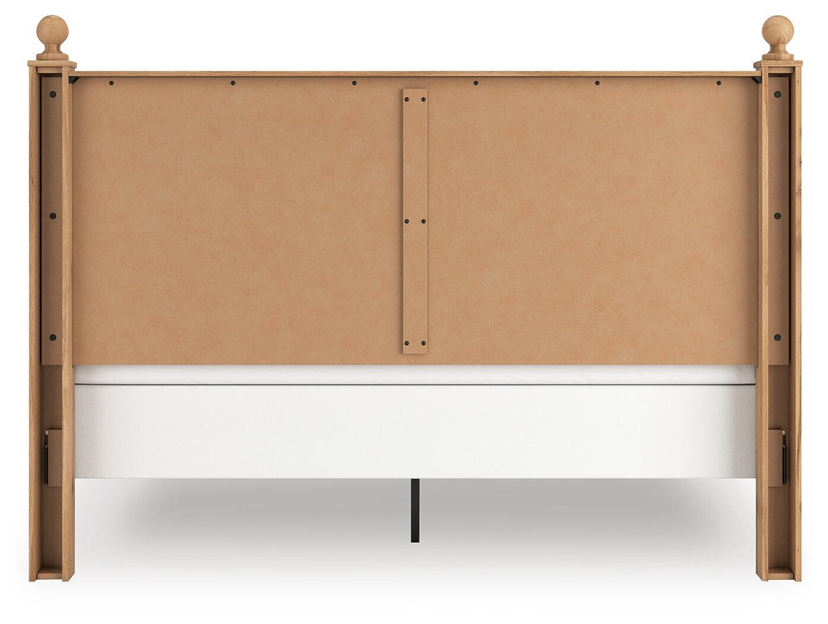 Aleaport King Panel Bed, Dresser, Mirror and Nightstand