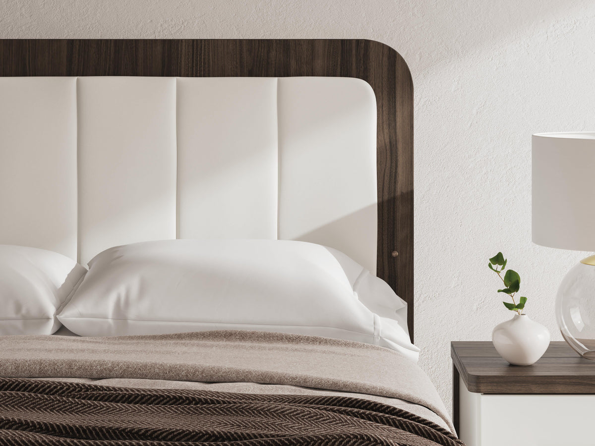 Kendanport Queen Upholstered Platform Bed, Dresser and Mirror