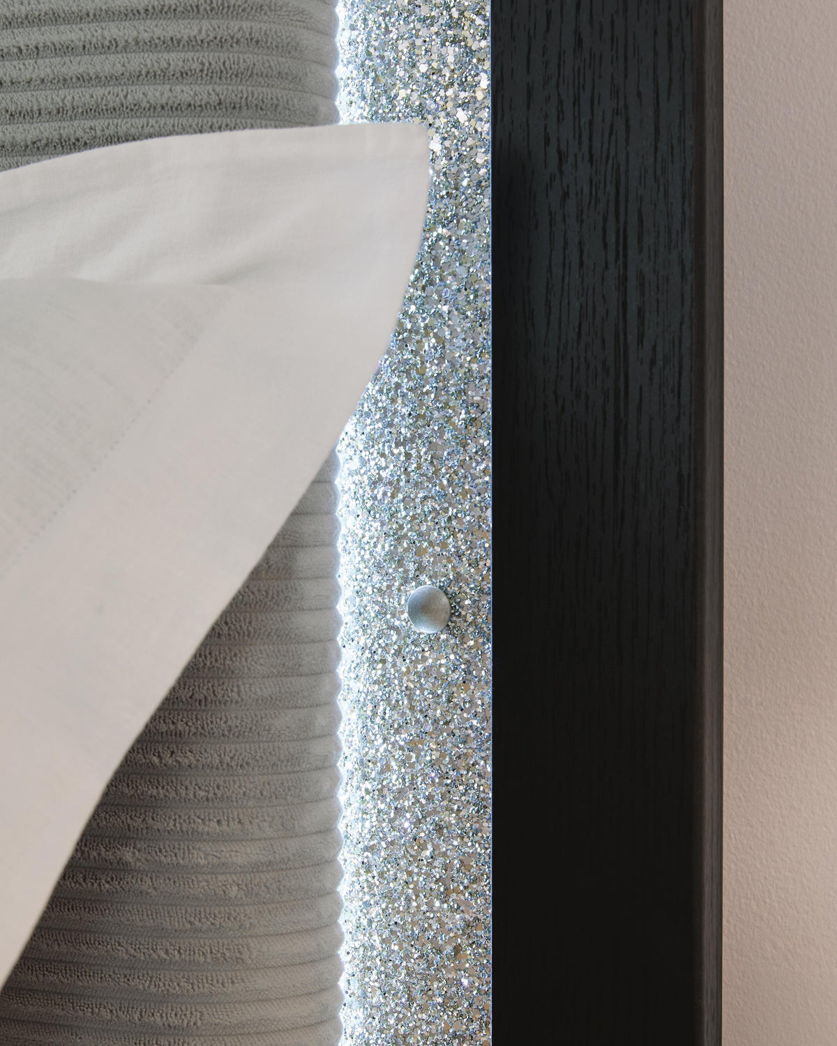 Maeling Queen Upholstered Panel Headboard