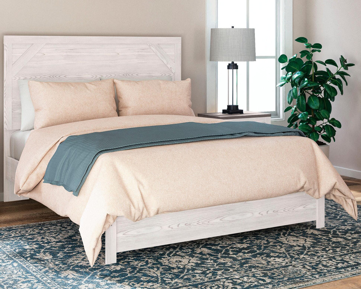 Gerridan Queen Panel Bed and Dresser