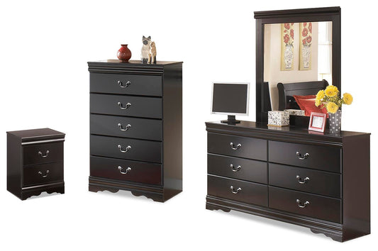 Huey Vineyard Dresser, Mirror, Chest and Nightstand
