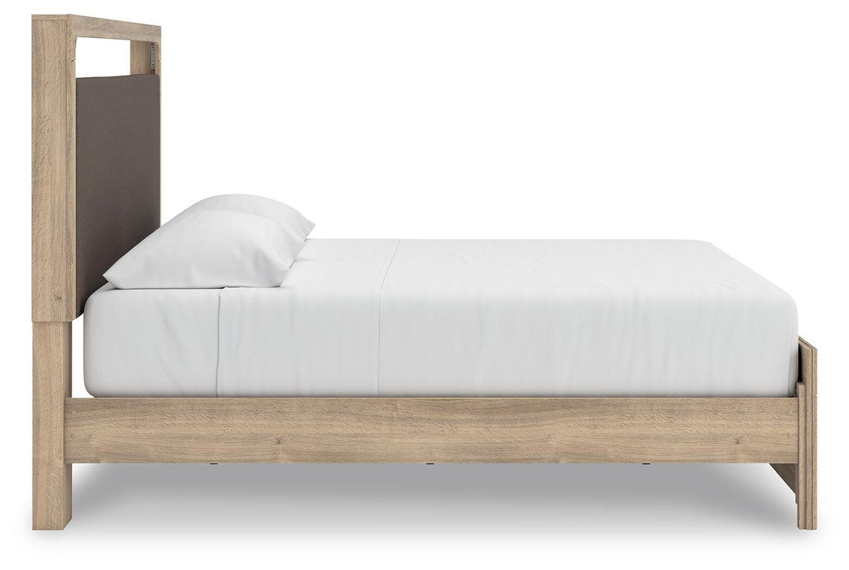 Kinlanni King Upholstered Platform Bed