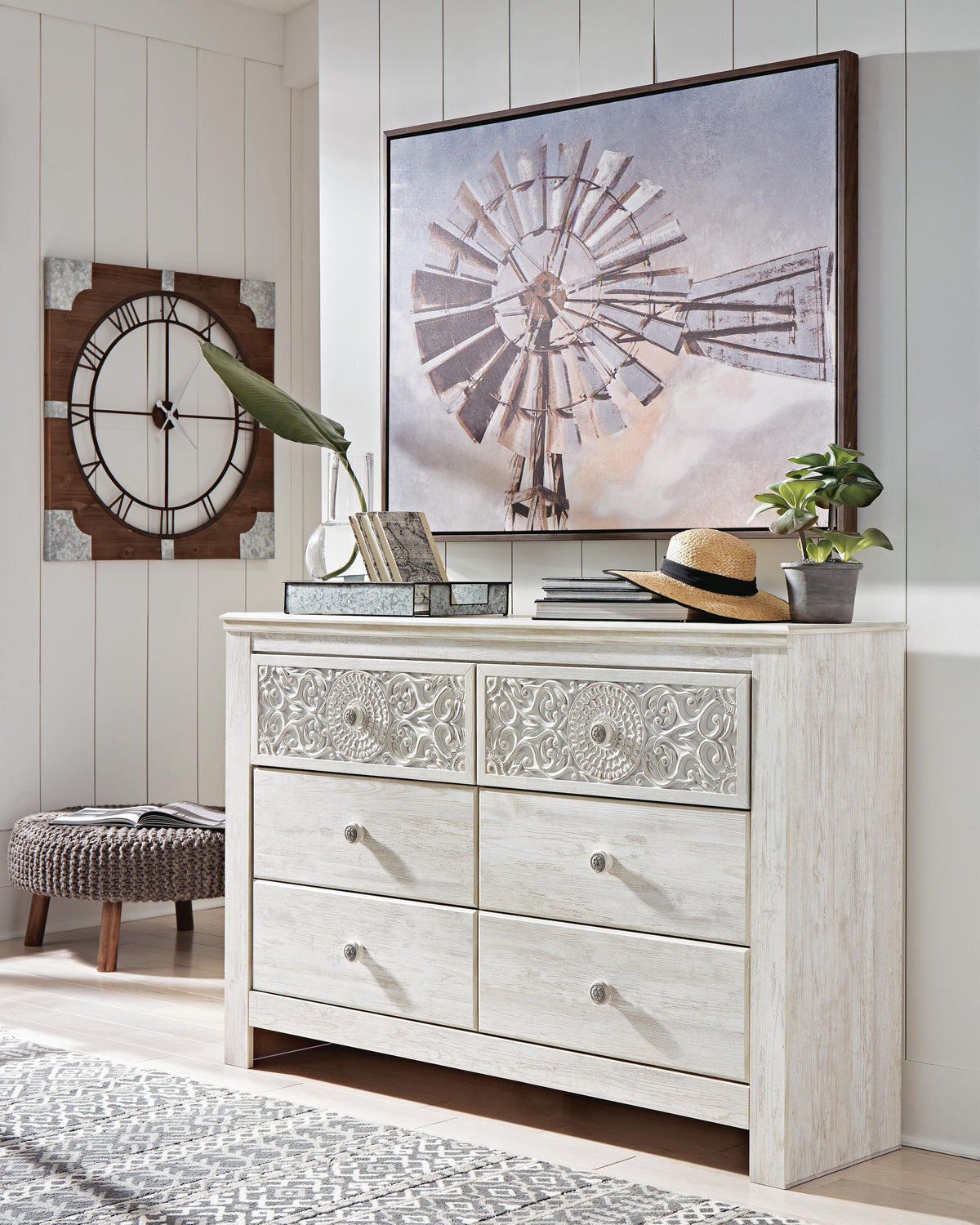 Paxberry Queen Panel Bed, Dresser and Chest