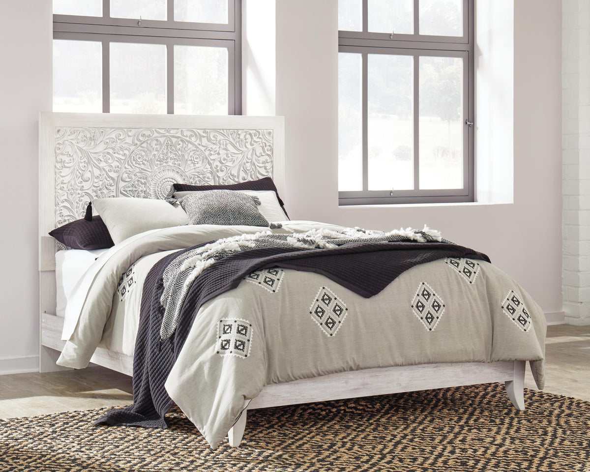 Paxberry Queen Panel Bed, Dresser and Chest
