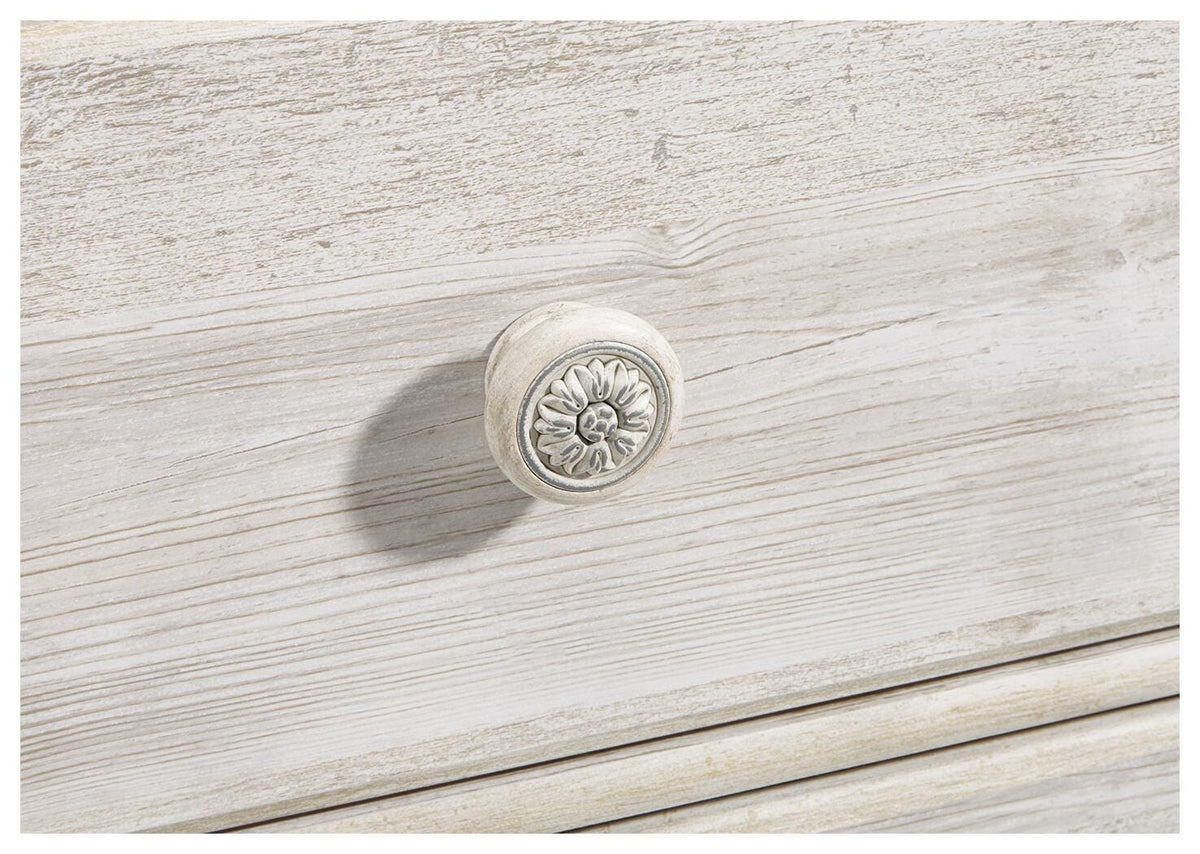 Paxberry Queen Panel Bed, Chest and Nightstand
