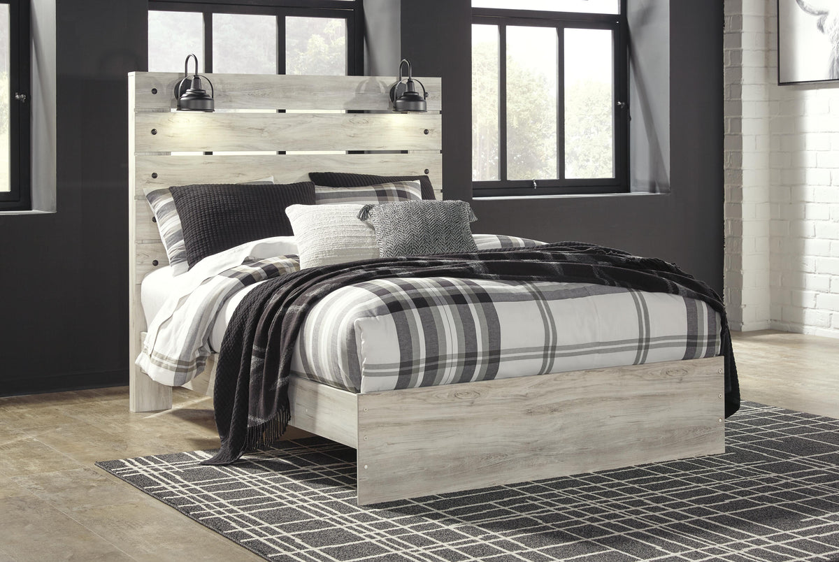 Cambeck Queen Panel Bed and Chest