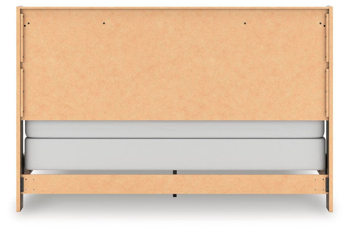 Elbrim King Panel Bed, Dresser, Mirror and Nightstand