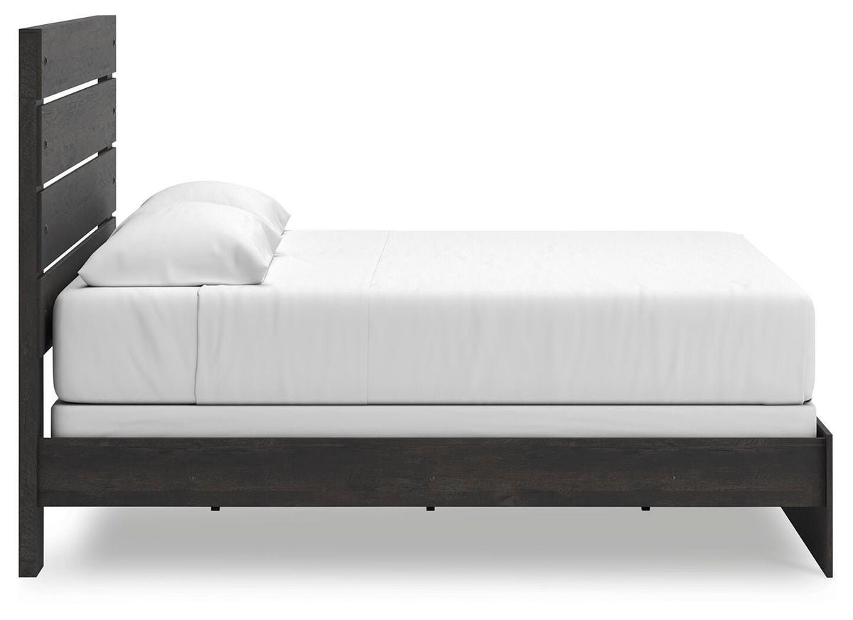 Hollivern King Panel Bed