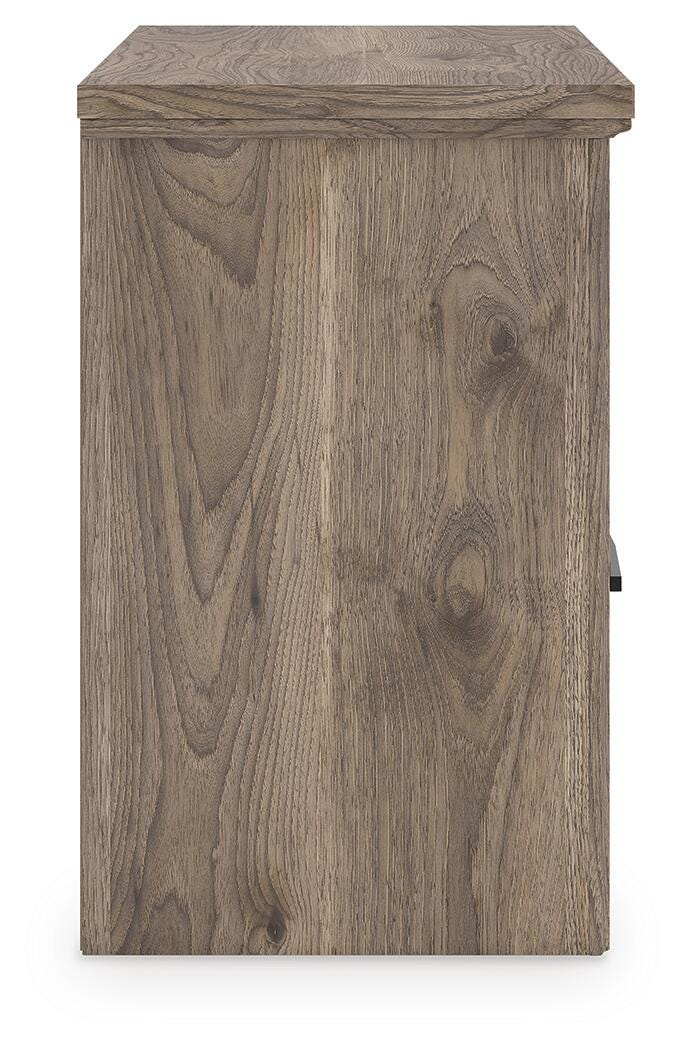 Rusticott King Panel Bed, Dresser, Mirror and Nightstand