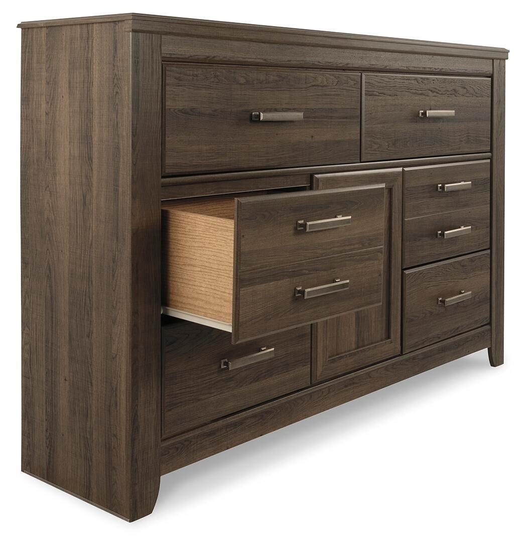 Juararo King Panel Bed, Dresser, Chest and 2 Nightstands
