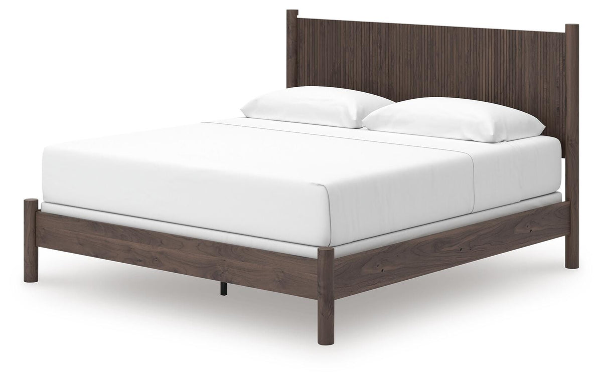 Pamytta King Panel Bed, Dresser, Mirror and Nightstand