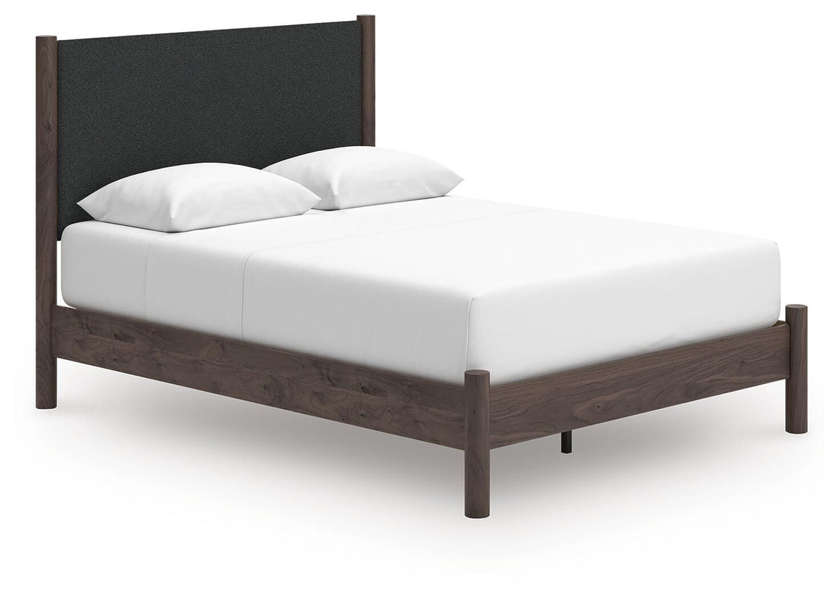 Pamytta Queen Upholstered Platform Bed, Dresser and Mirror