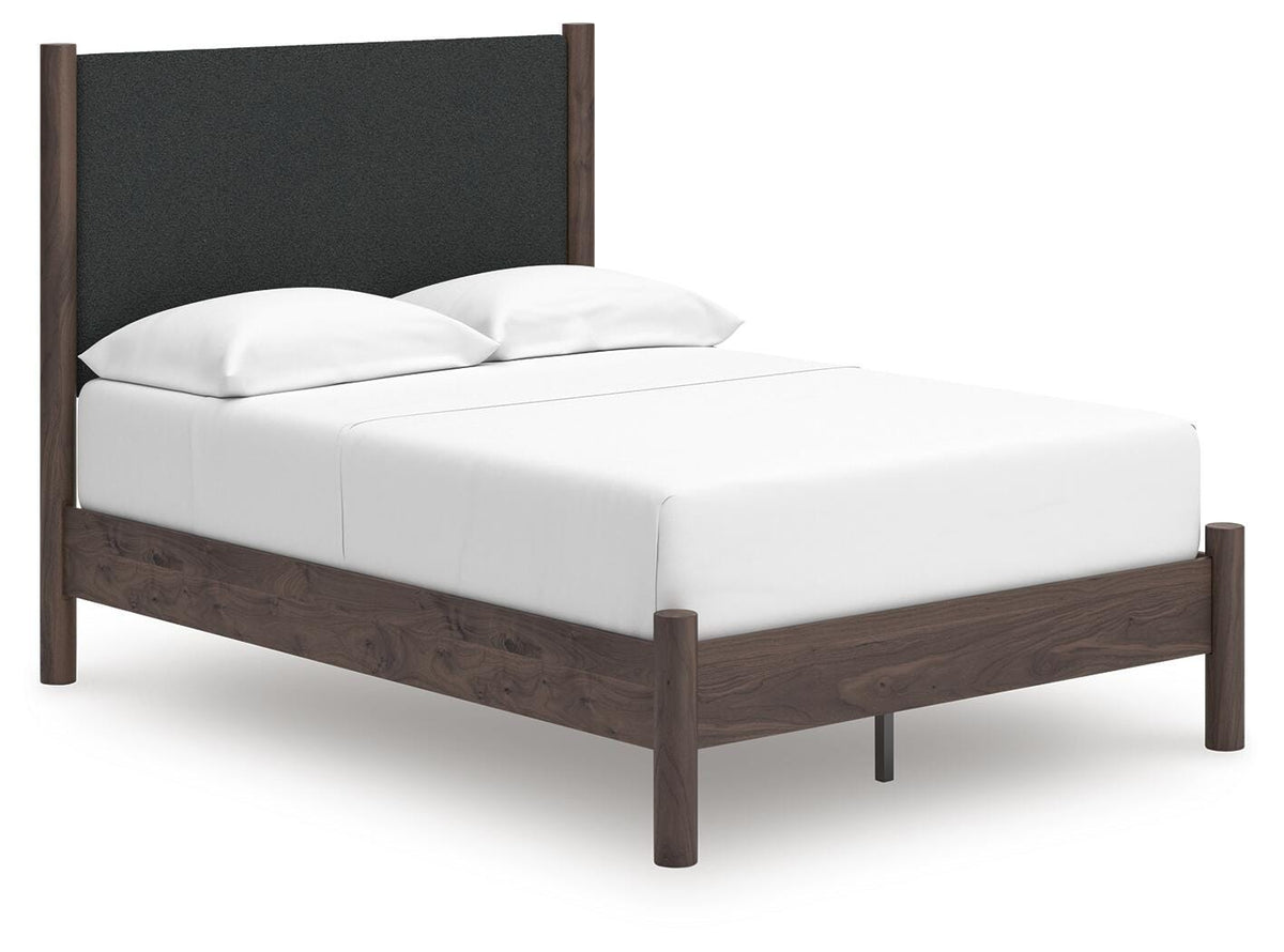 Pamytta Full Upholstered Platform Bed, Dresser and Mirror