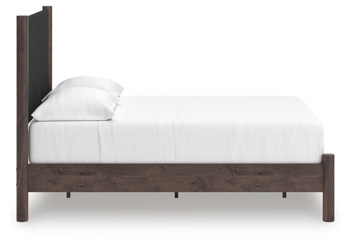 Pamytta Full Upholstered Platform Bed, Dresser and Mirror