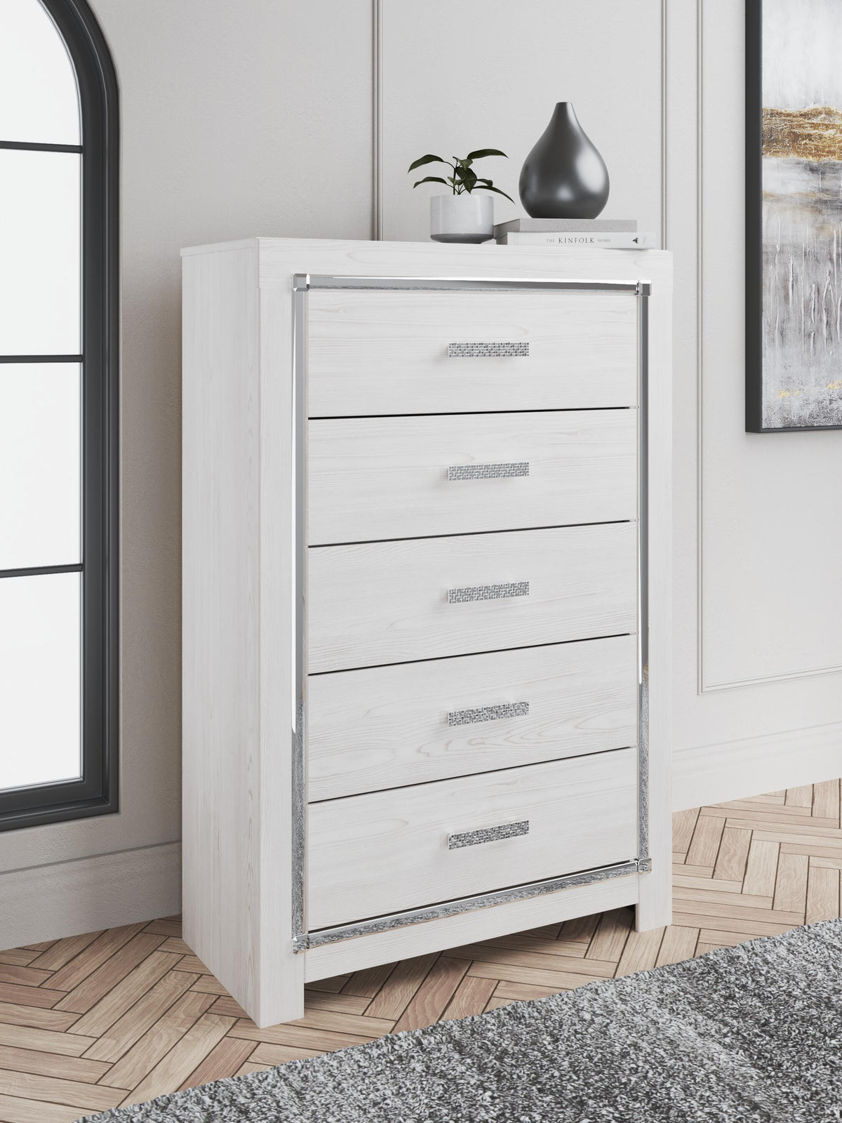 Altyra Queen Storage Bed, Dresser and Chest