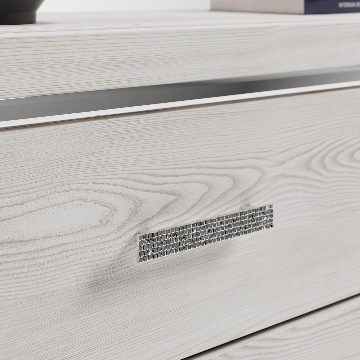 Altyra King Panel Bed, Chest and 2 Nightstands