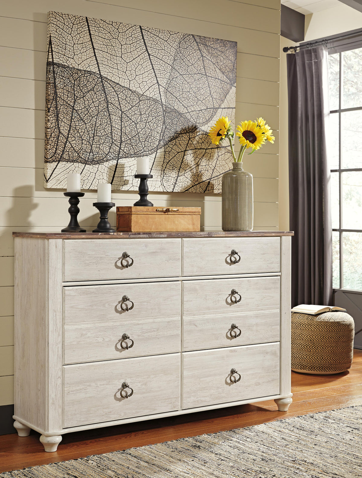 Willowton Dresser and 2 Nightstands
