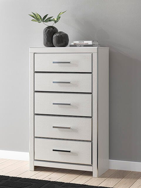 Zuraleus Chest of Drawers