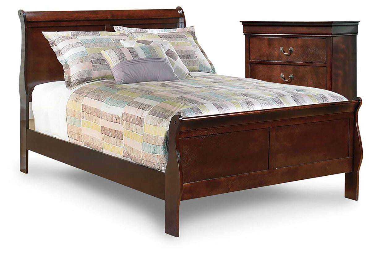 Alisdair Full Sleigh Bed and Chest